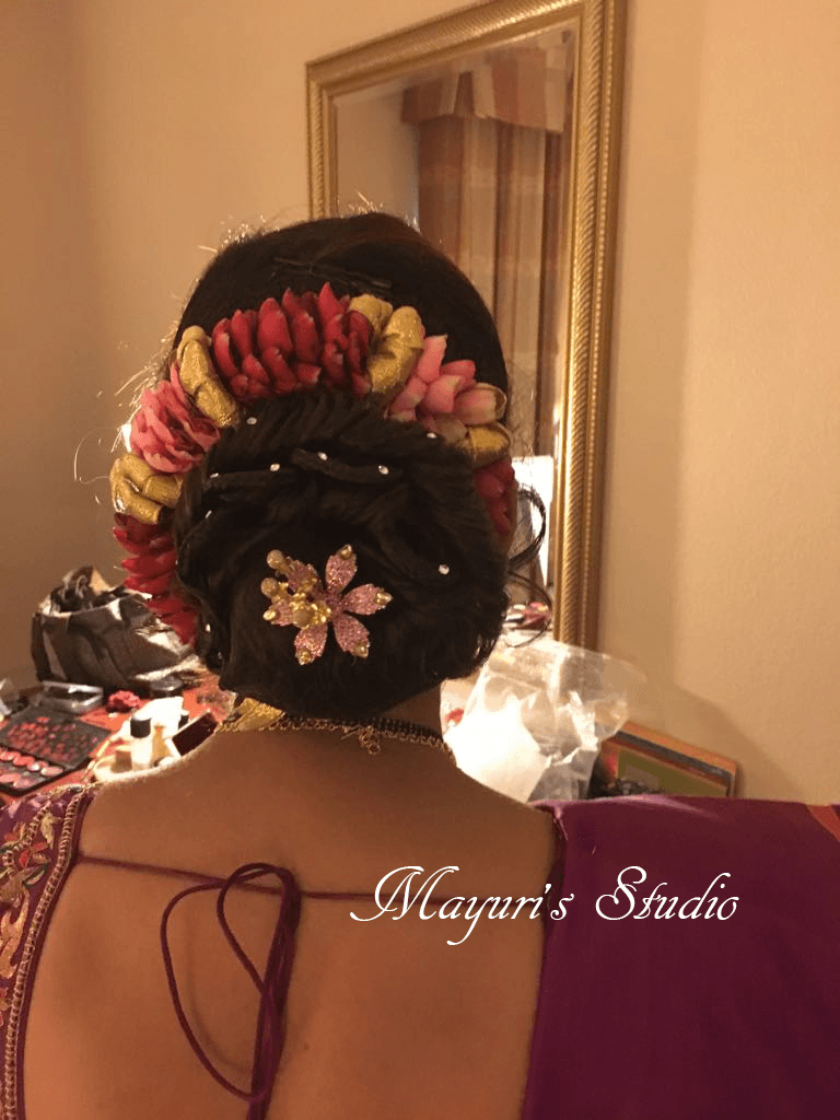 Bridal makeup and mehndi work by Mayuri Kakkad