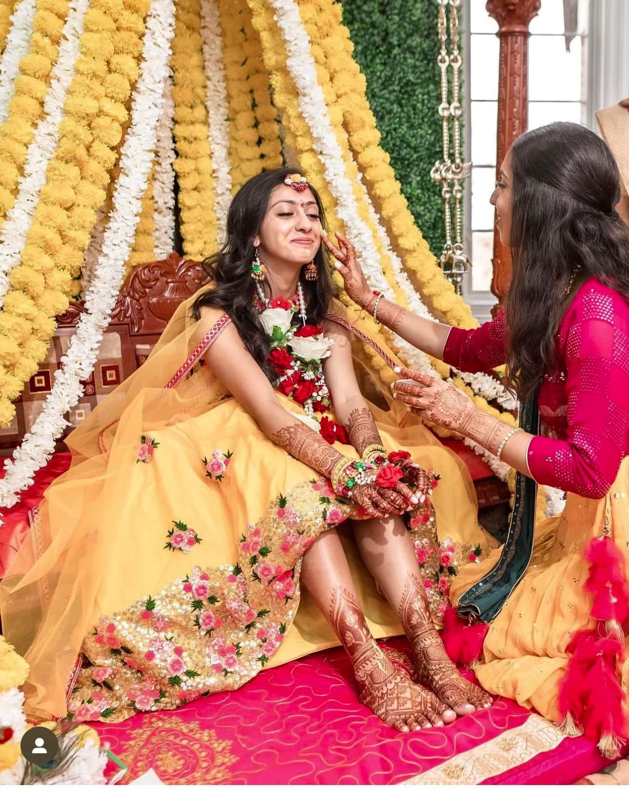 Bridal makeup and mehndi work by Mayuri Kakkad