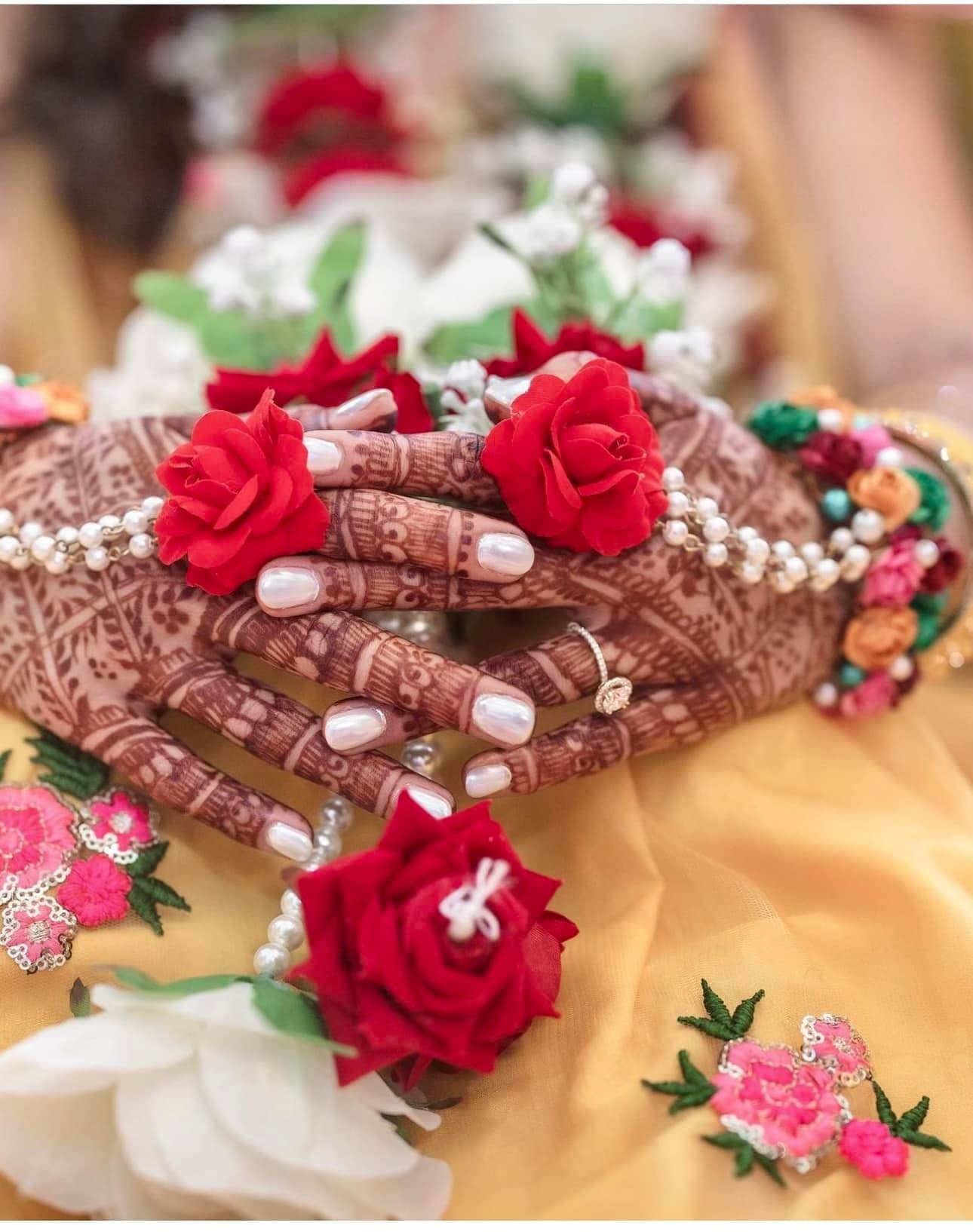 Bridal makeup and mehndi work by Mayuri Kakkad