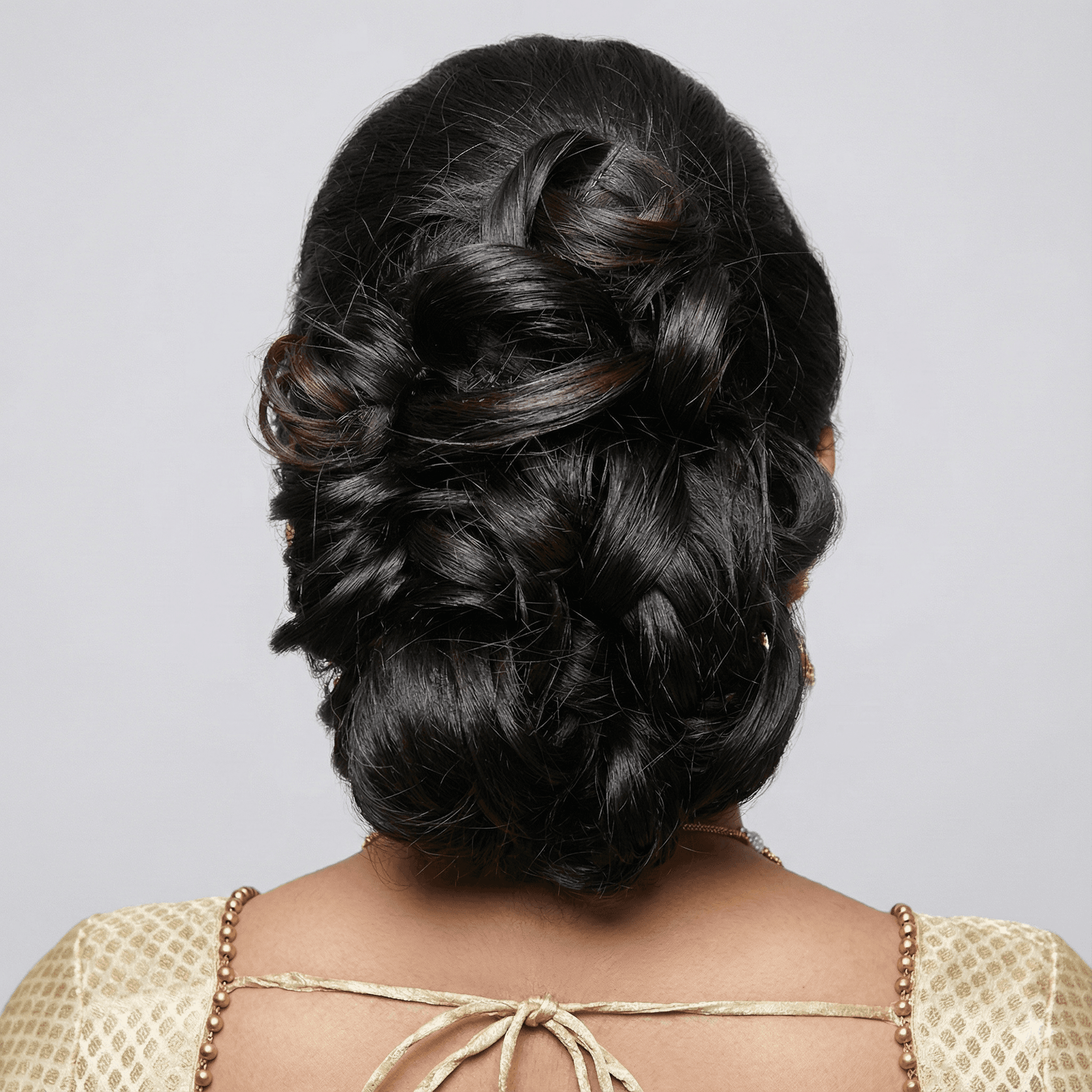 Bridal makeup and mehndi work by Mayuri Kakkad