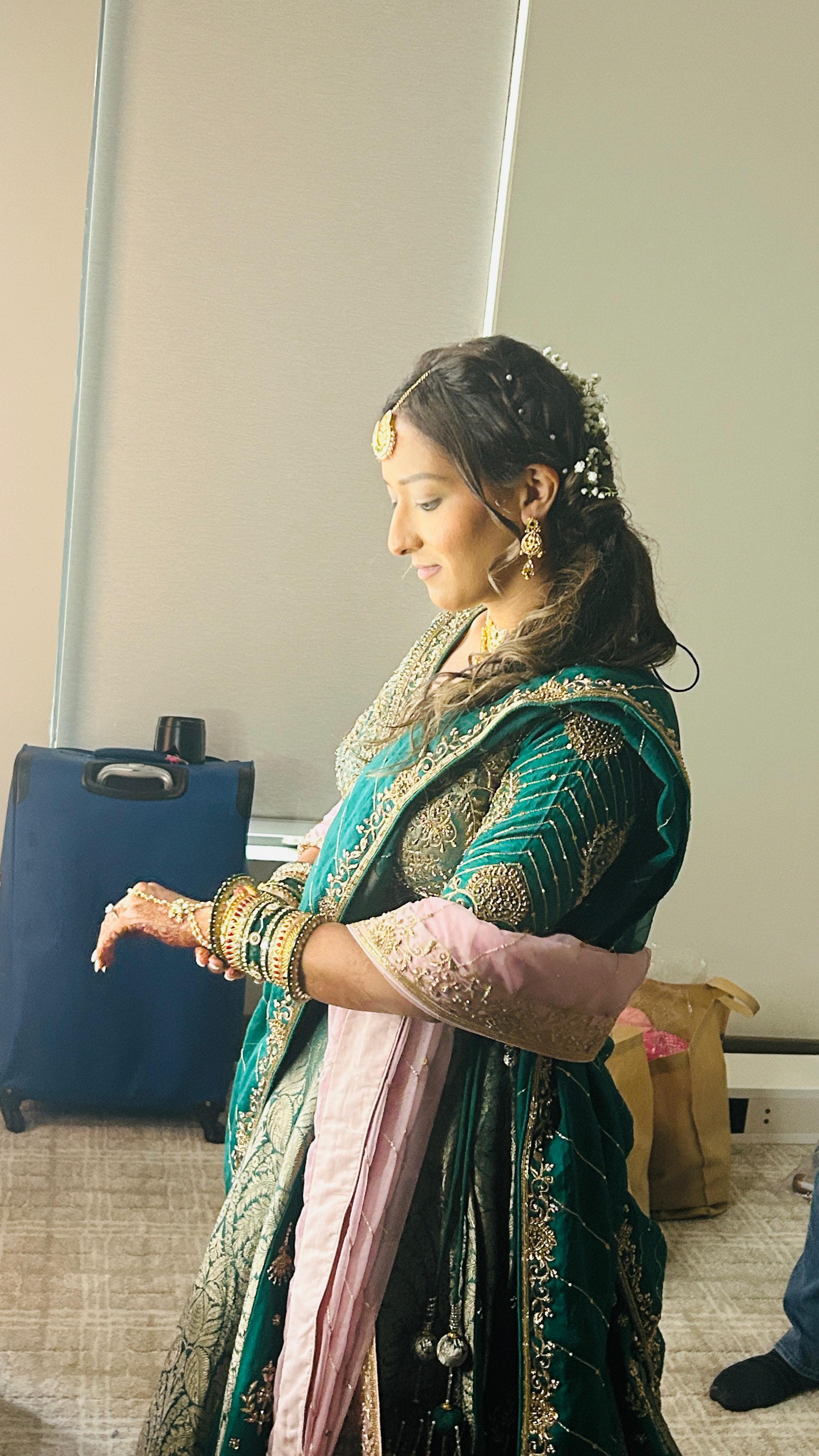 Bridal makeup and mehndi work by Mayuri Kakkad