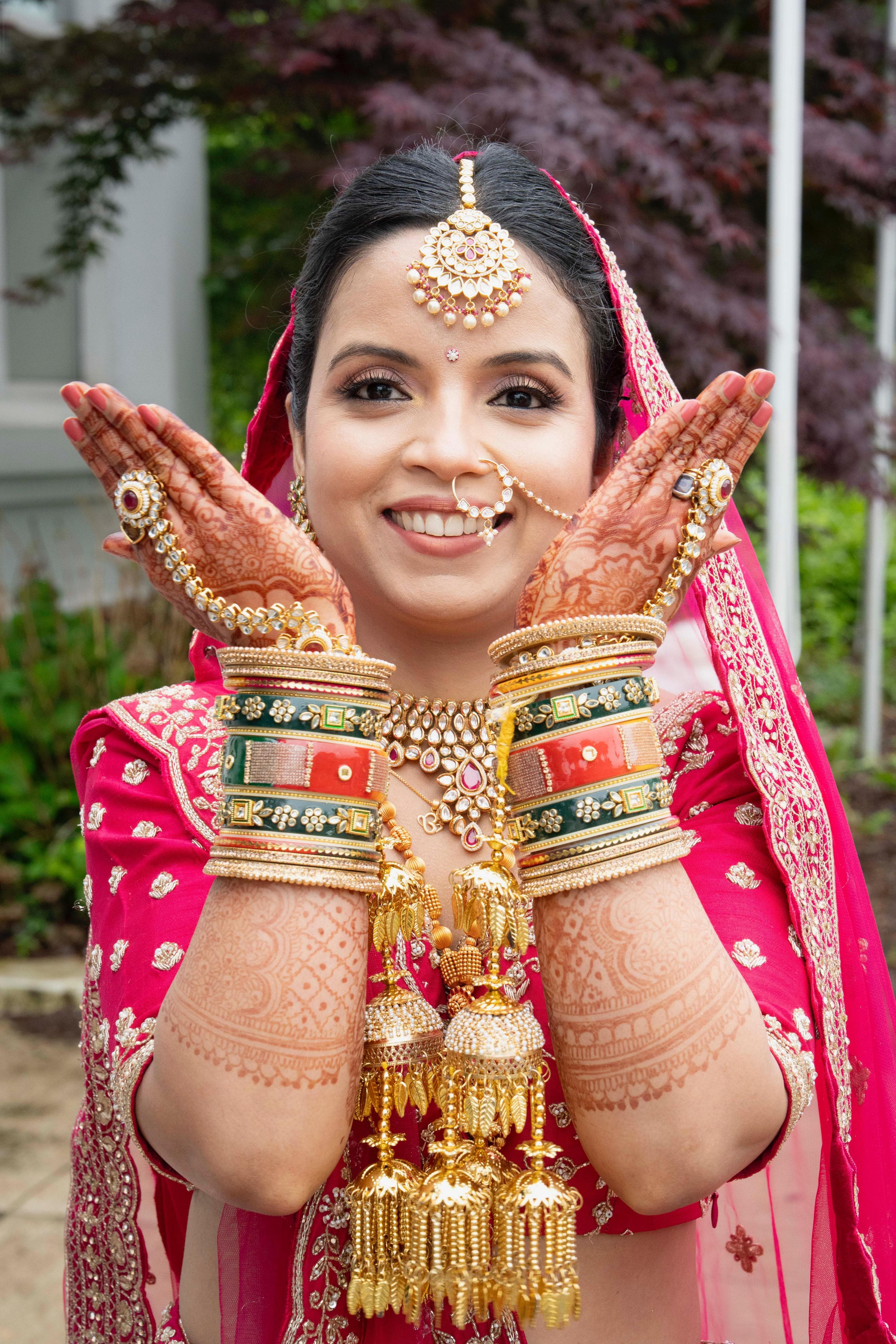 Bridal makeup and mehndi work by Mayuri Kakkad
