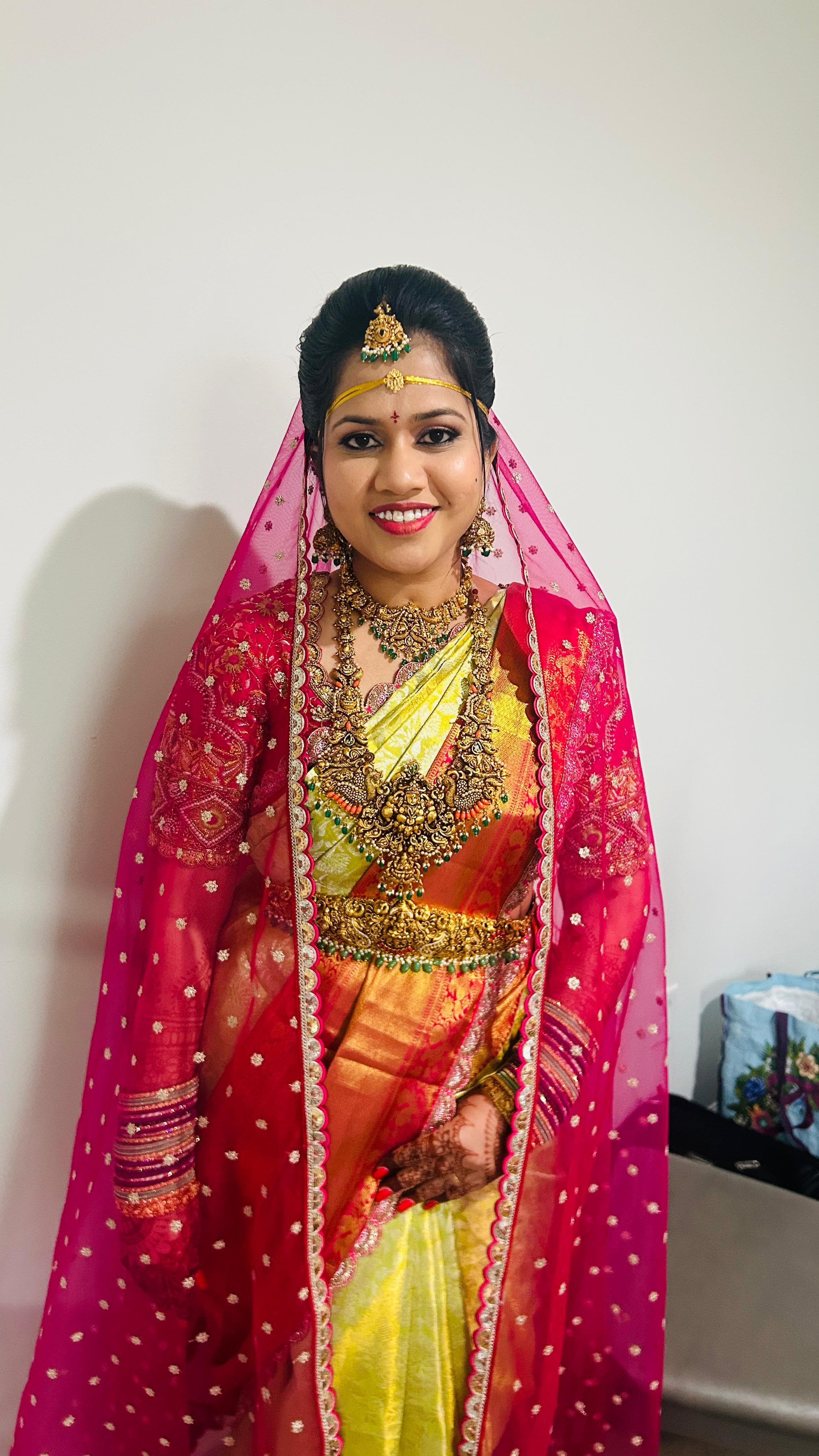Bridal makeup and mehndi work by Mayuri Kakkad